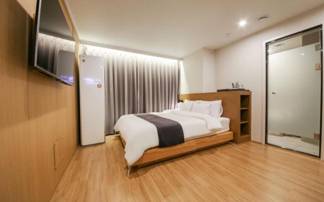 Gwangju Divine Hotel Gwangju Metropolitan City Quarto foto