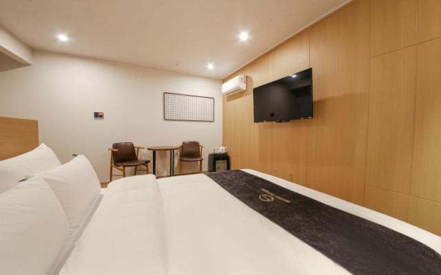 Gwangju Divine Hotel Gwangju Metropolitan City Quarto foto